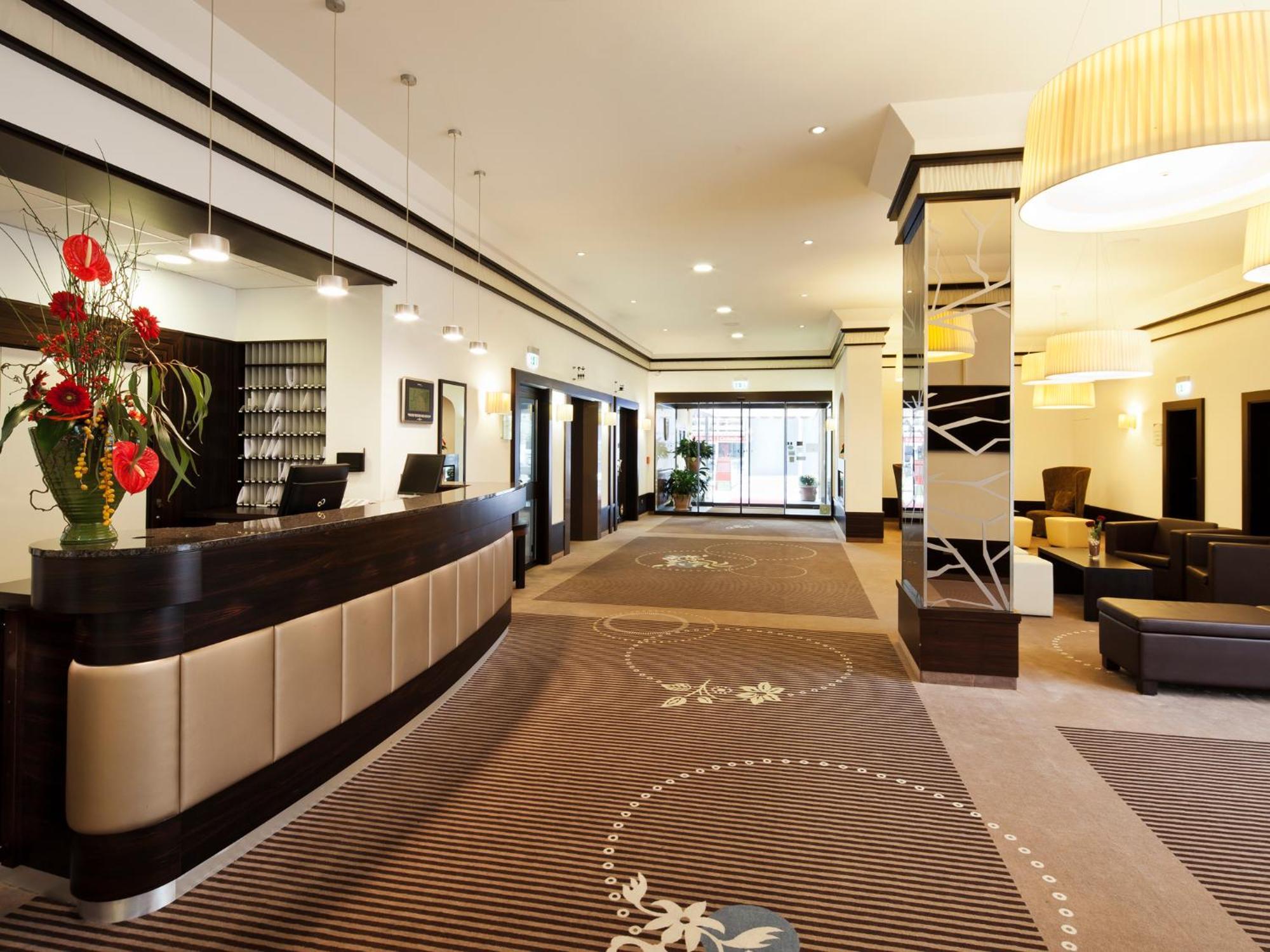 Zeller'S Quartier Hotel Königsbrunn Interior foto