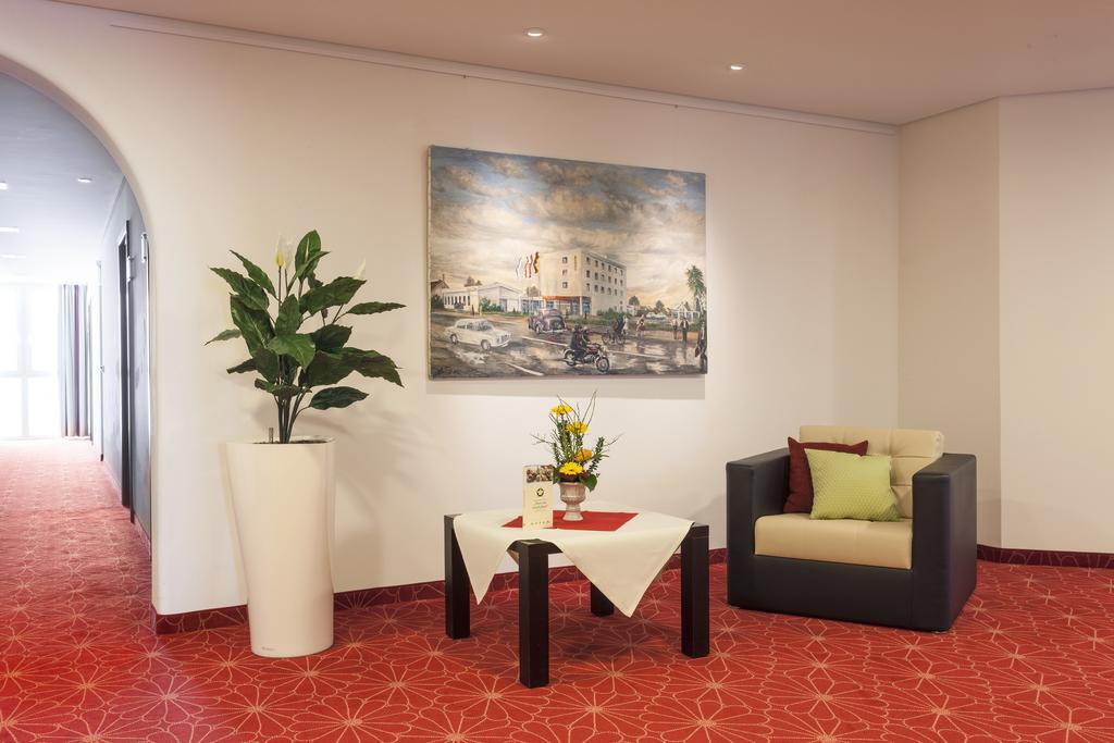 Zeller'S Quartier Hotel Königsbrunn Exterior foto